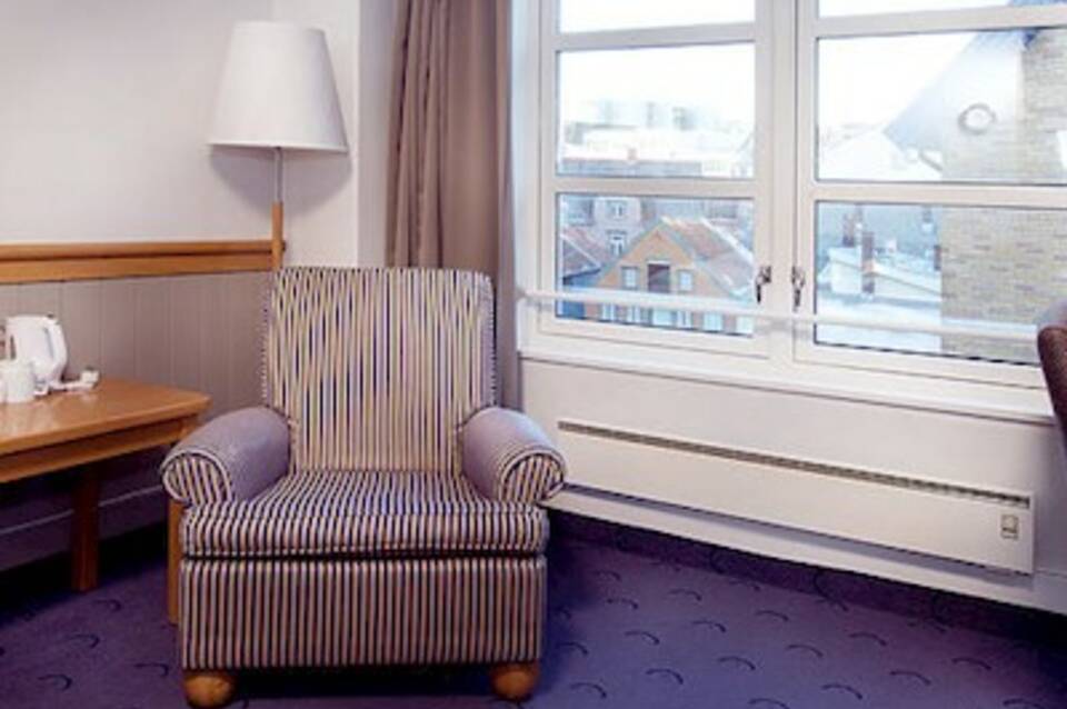 Home Hotel With 4