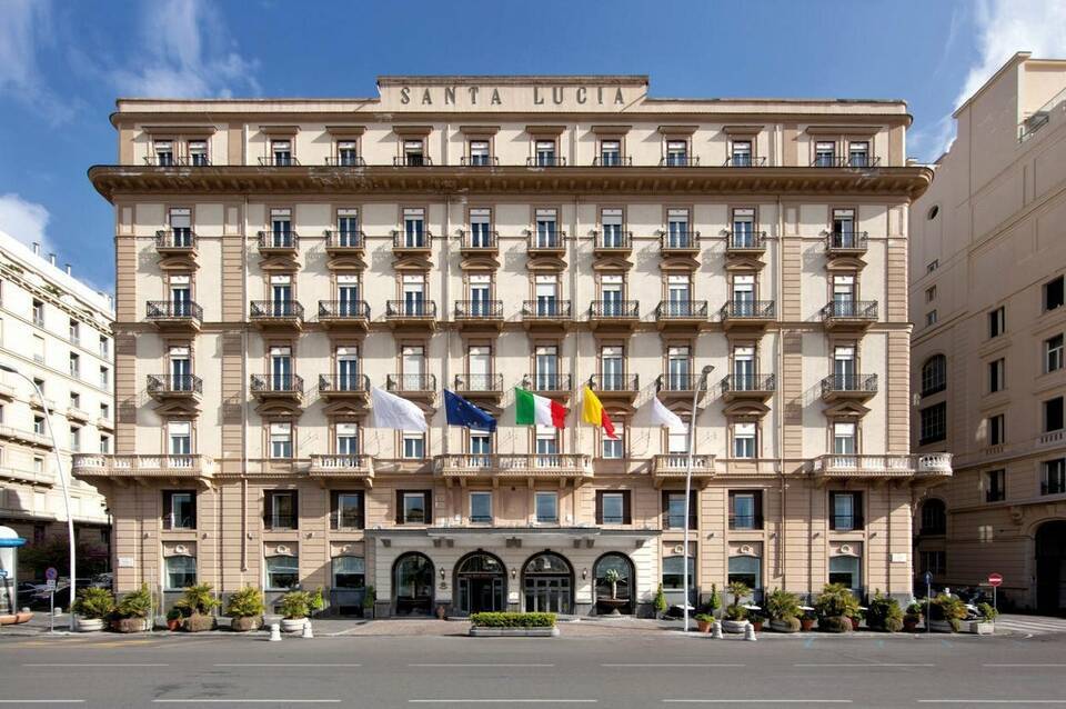 Grand Hotel Santa Lucia 1