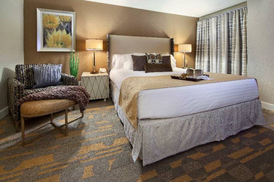 Holiday Inn Club Vacations At Desert Club Resort 5