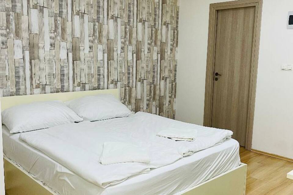 Easy Star Hotel 1