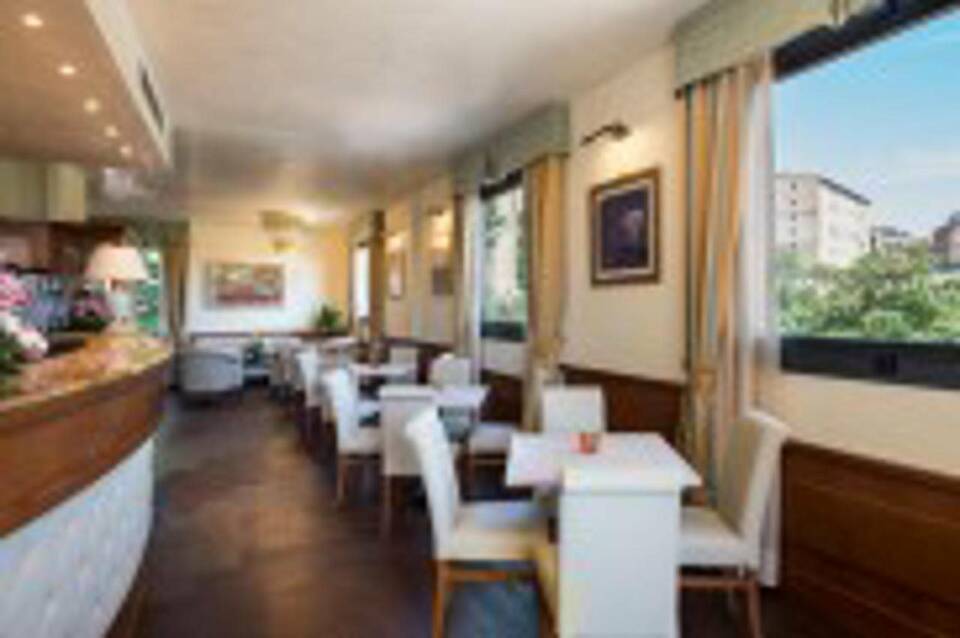 Hotel Athena 5