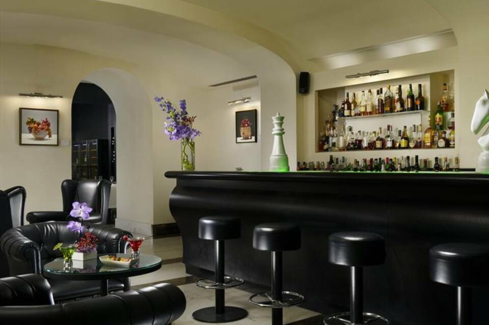 The First Roma Arte 5