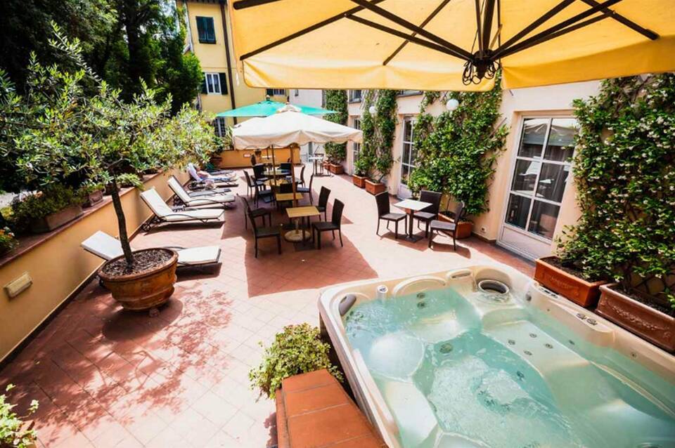 Hotel Ilaria & Residenza dell'Alba 3