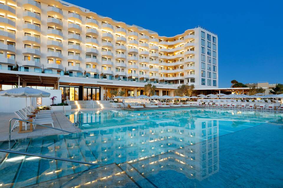 TRS Ibiza Hotel 1