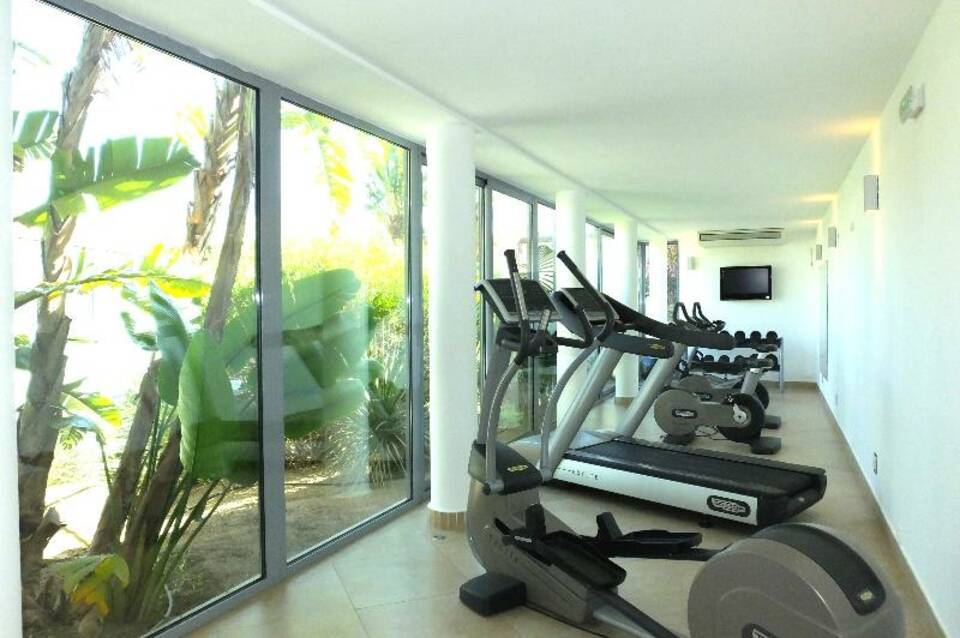 Hotel Mariana 5