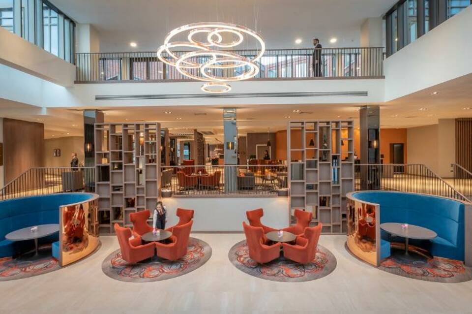 Clayton Hotel Charlemont 2