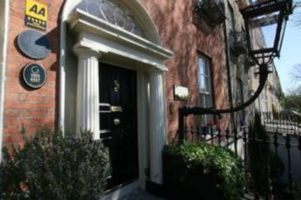Pembroke Town House 1