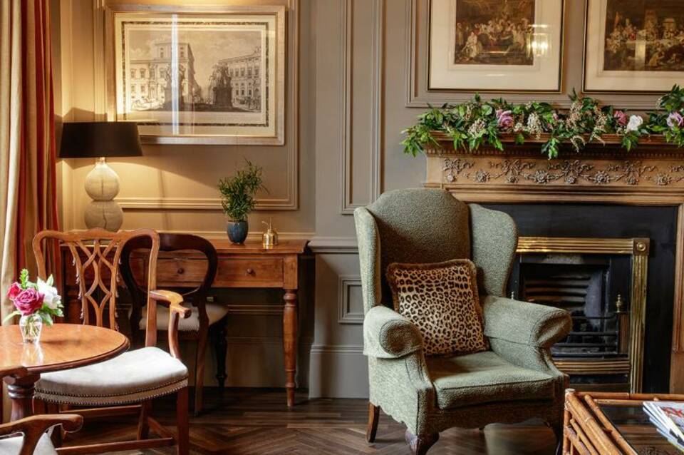Pembroke Town House 4