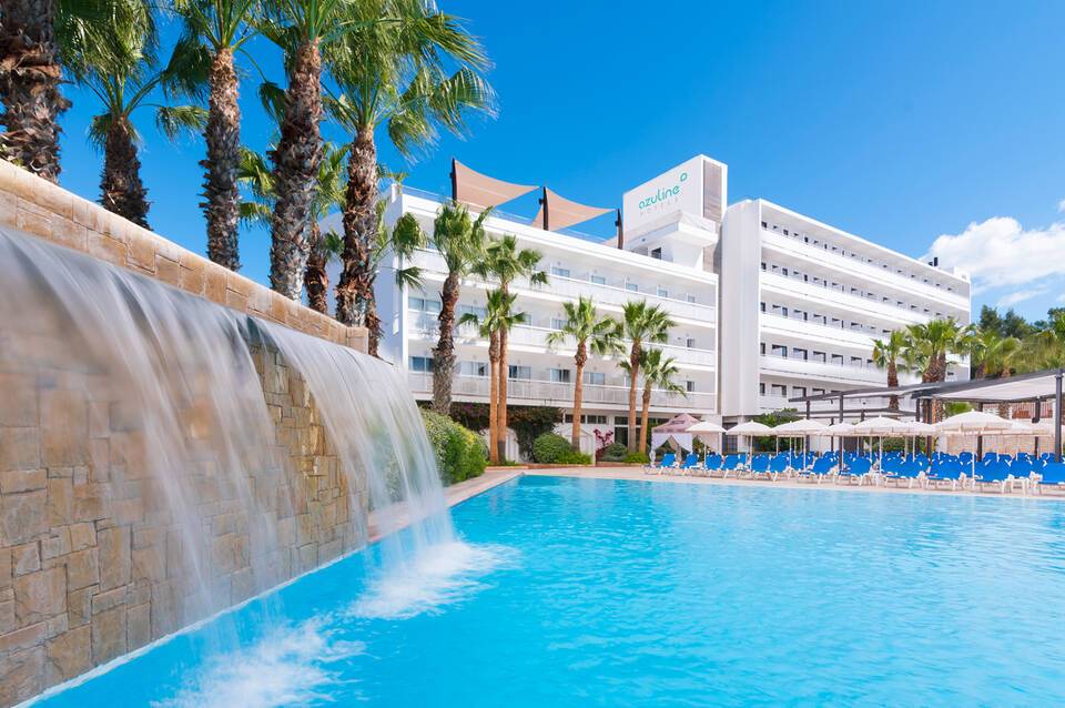 AzuLine Hotel Bergantín 1