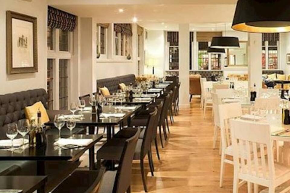 Mercure Oxford Eastgate 5