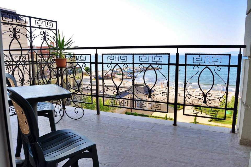 Festa Pomorie Resort 5