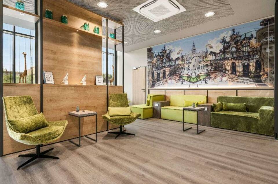 Super 8 by Wyndham Dresden 4