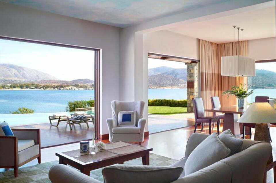 Grand Resort Lagonissi 3
