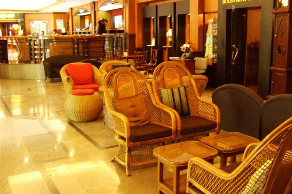 Centara Life Hotel Bangkok Phra Nakhon 4