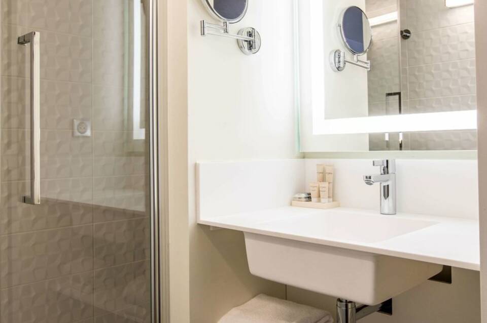 Mercure Paris Gennevilliers Hotel 2