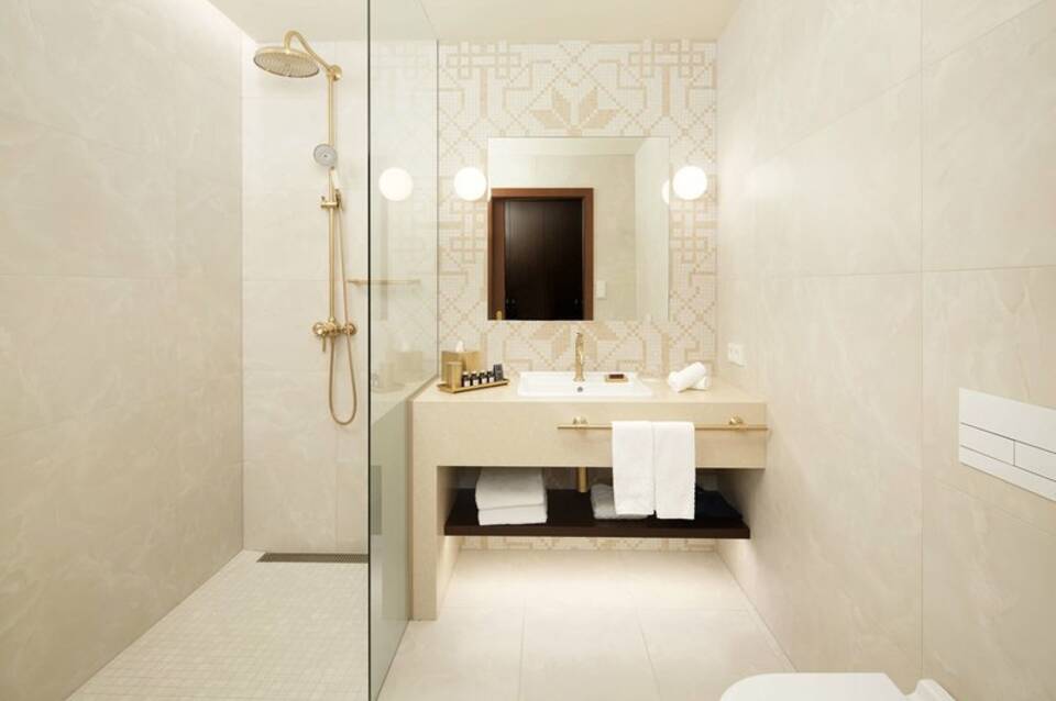 Reykjavik Konsulat Hotel, Curio Collection by Hilton 3
