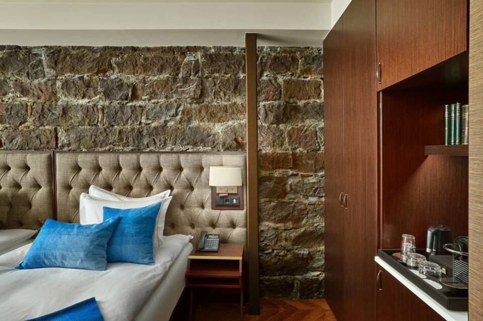 Reykjavik Konsulat Hotel, Curio Collection by Hilton 4