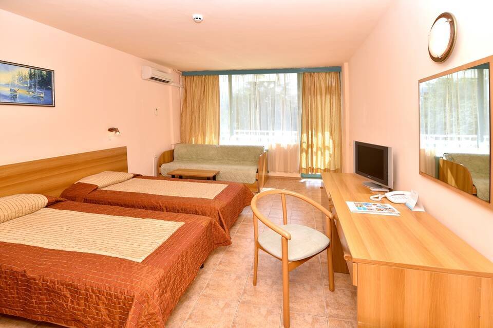 Arabella Beach 5