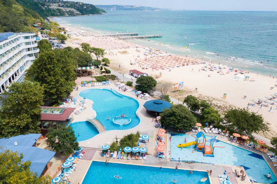 Arabella Beach 1