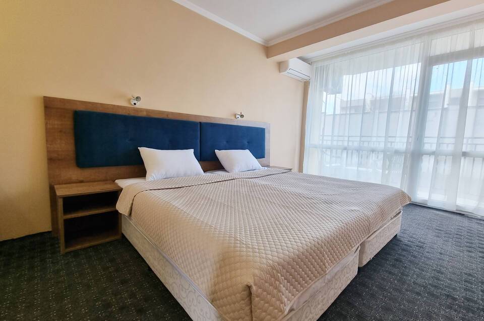 Hotel Azurro 4