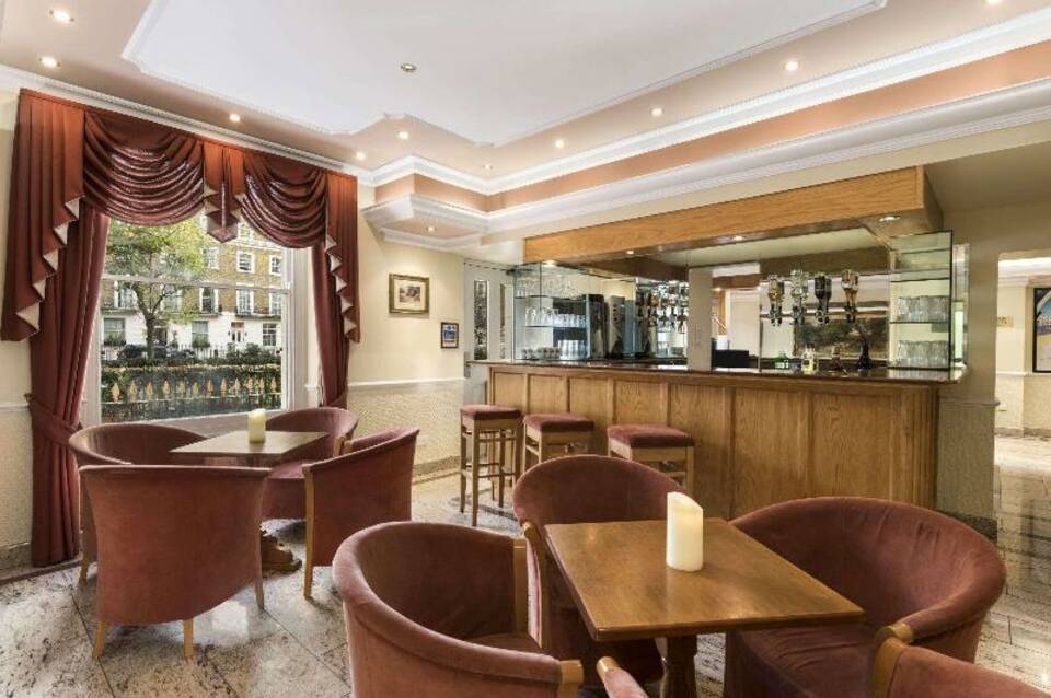 Days Inn by Wyndham London Hyde Park 4