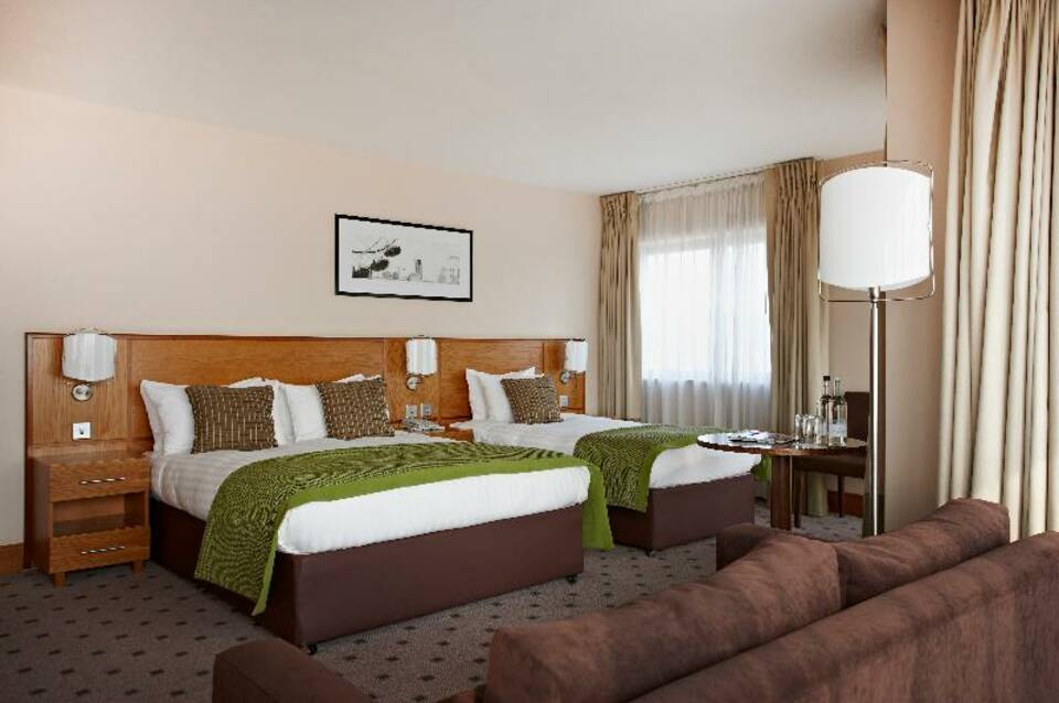The Crown London Hotel 2