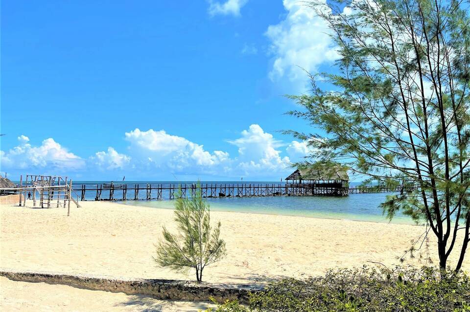 Paradise Beach Resort 5