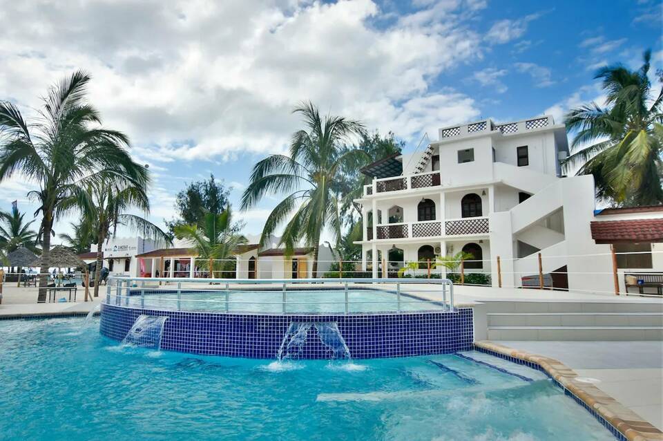 Kendwa Rocks Beach Hotel 5