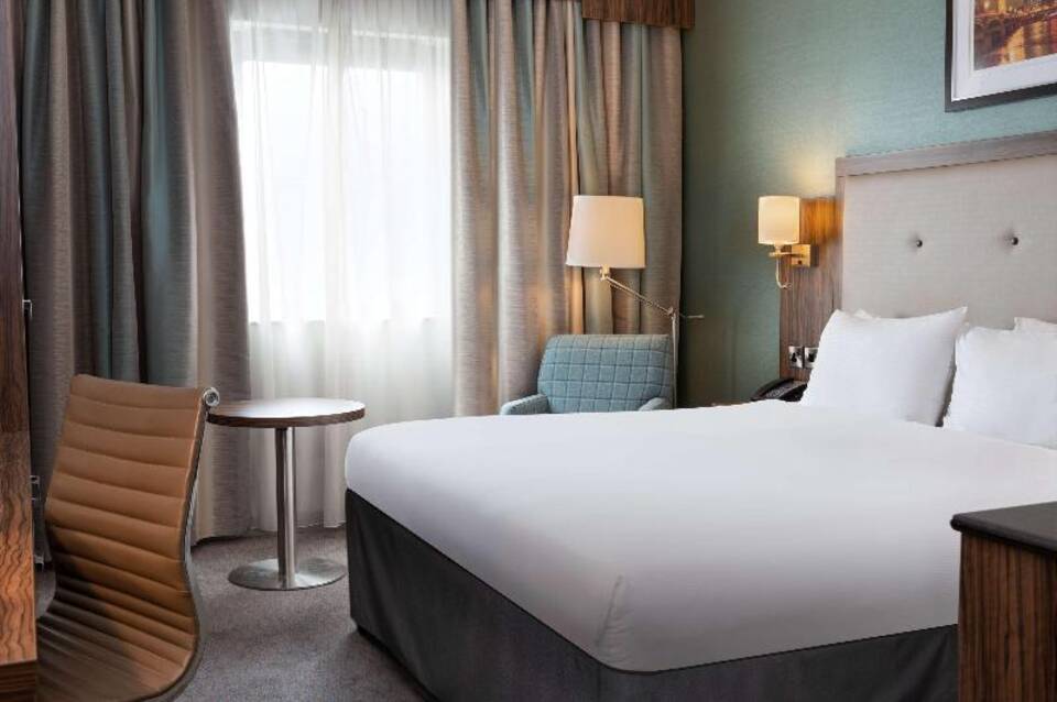 DoubleTree by Hilton London Angel Kings Cross 1