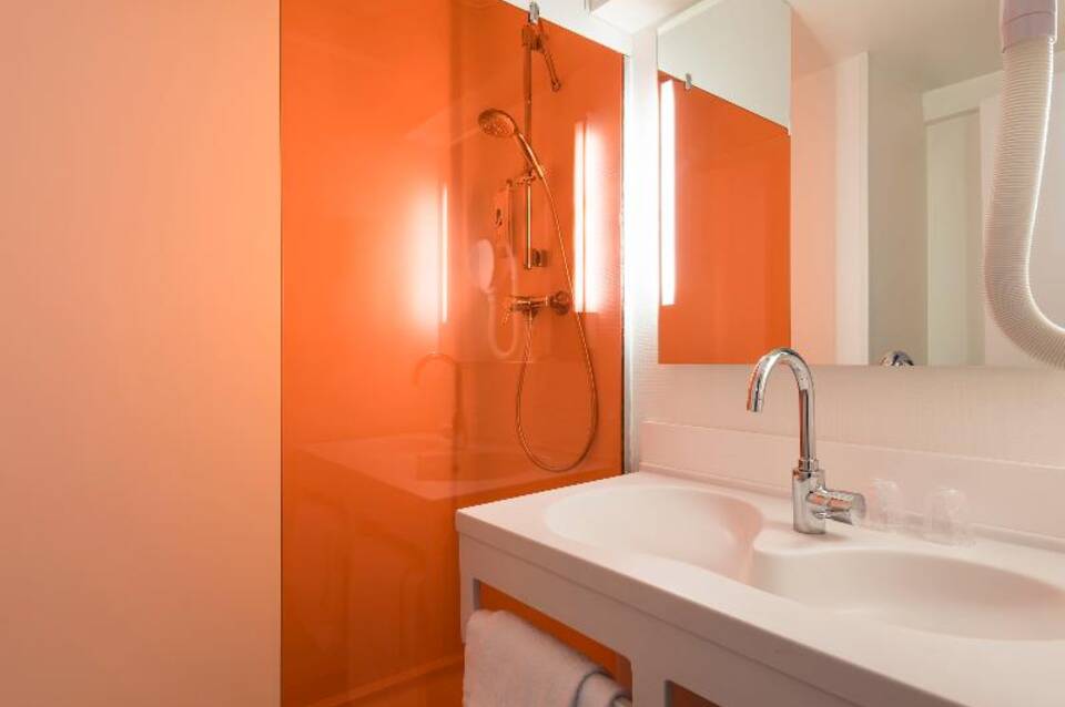 Ibis Styles Paris Bercy 1