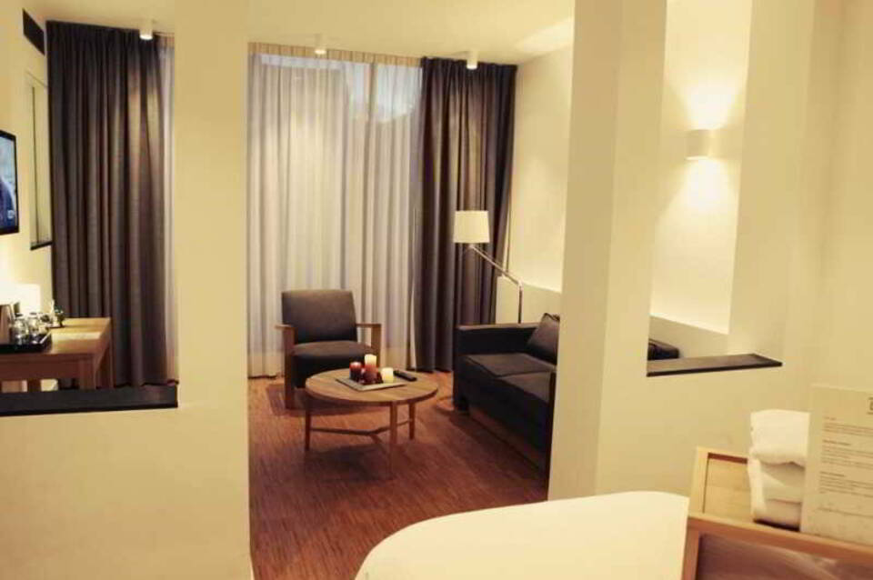 The Bank Hotel 3