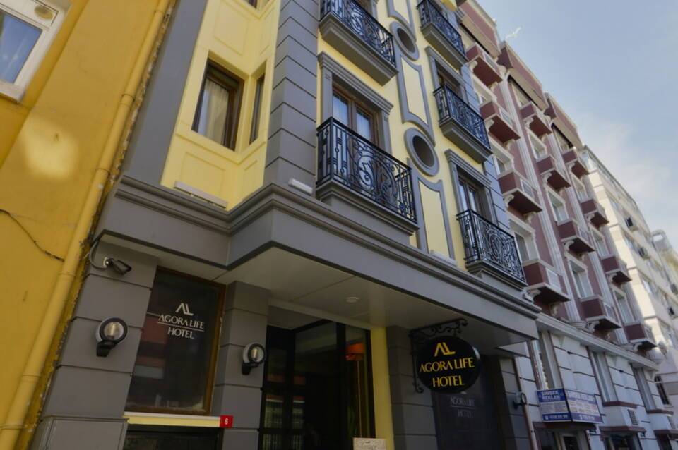 Agora Life 1