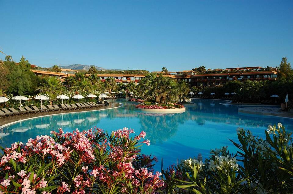 Acacia Resort 1