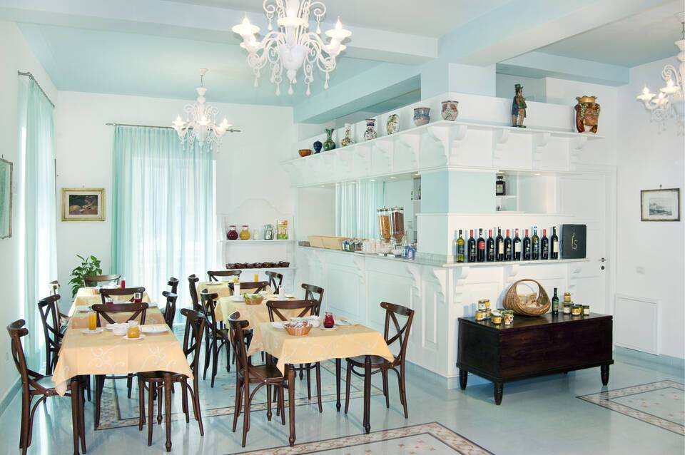 Villa Nefele 4