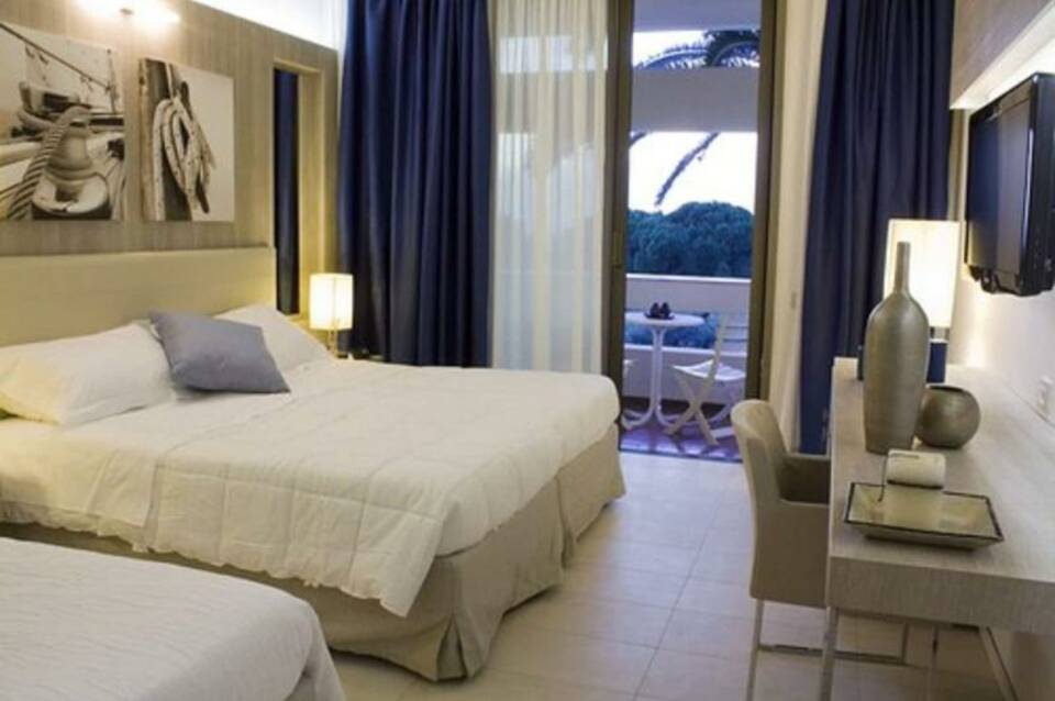 MClub Lipari 4