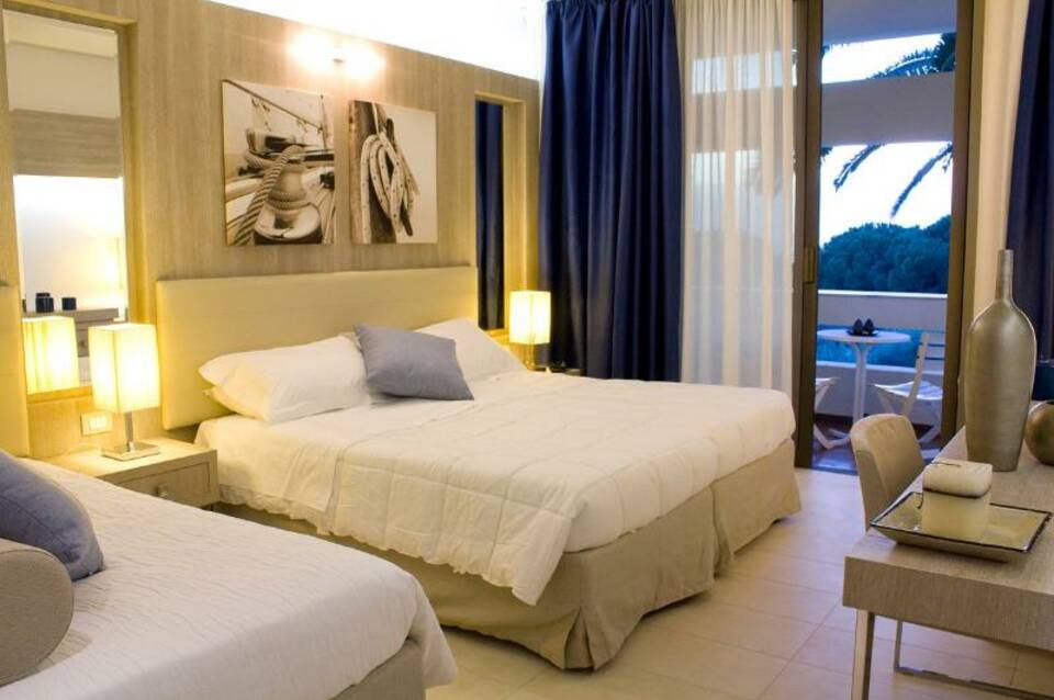 MClub Lipari 5