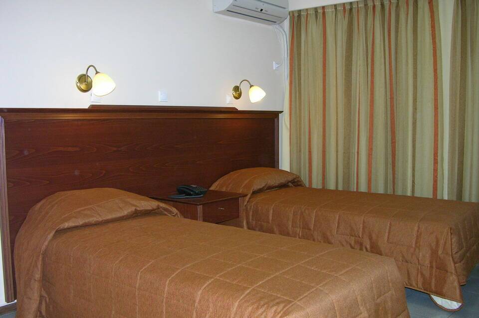 Apollo Hotel Athens 4