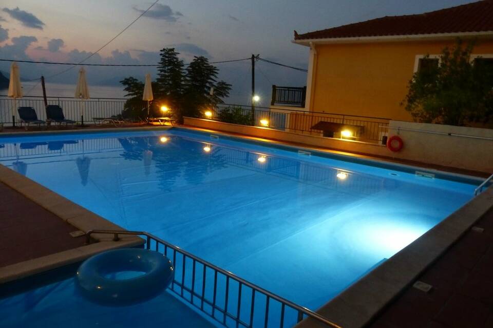 Oceanis Hotel 4