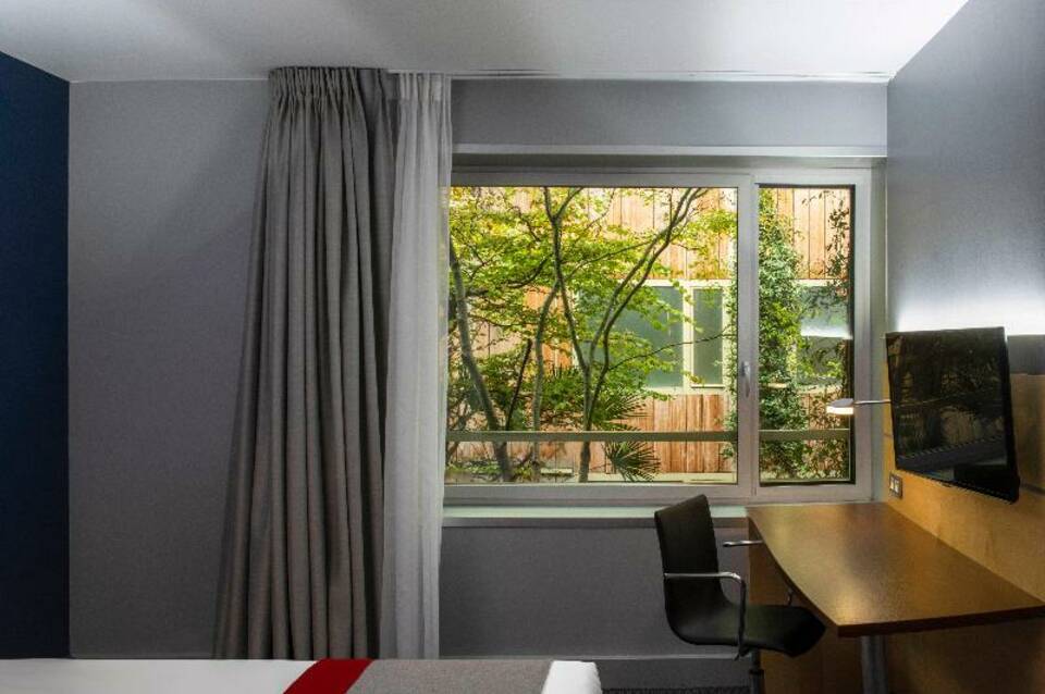 Holiday Inn Express Paris - Canal de la Vilette 3