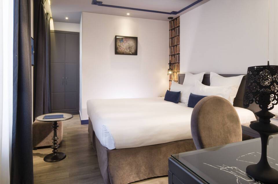Hotel Mademoiselle 4