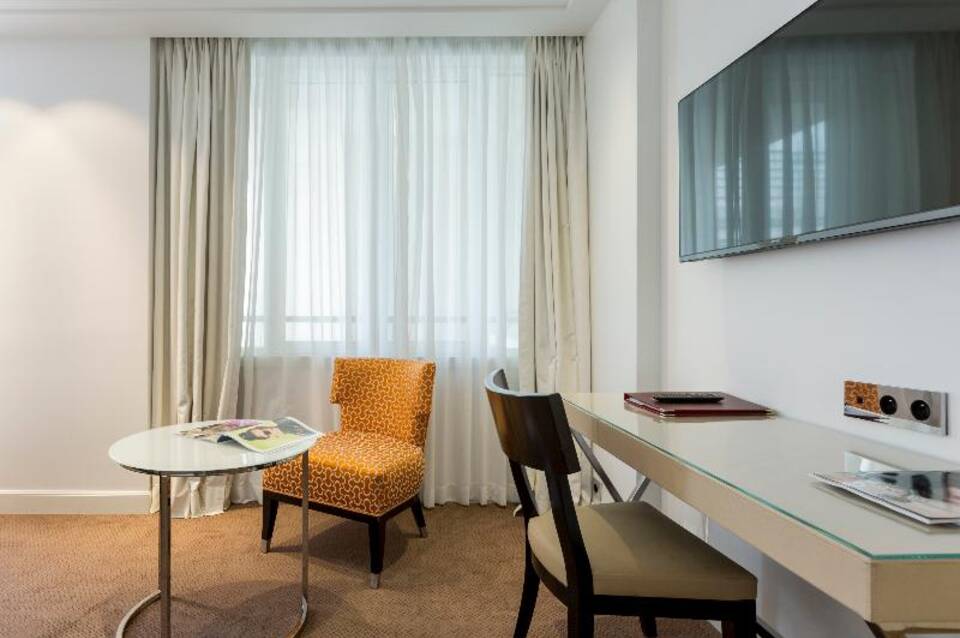 Hotel De Castiglione Paris 5