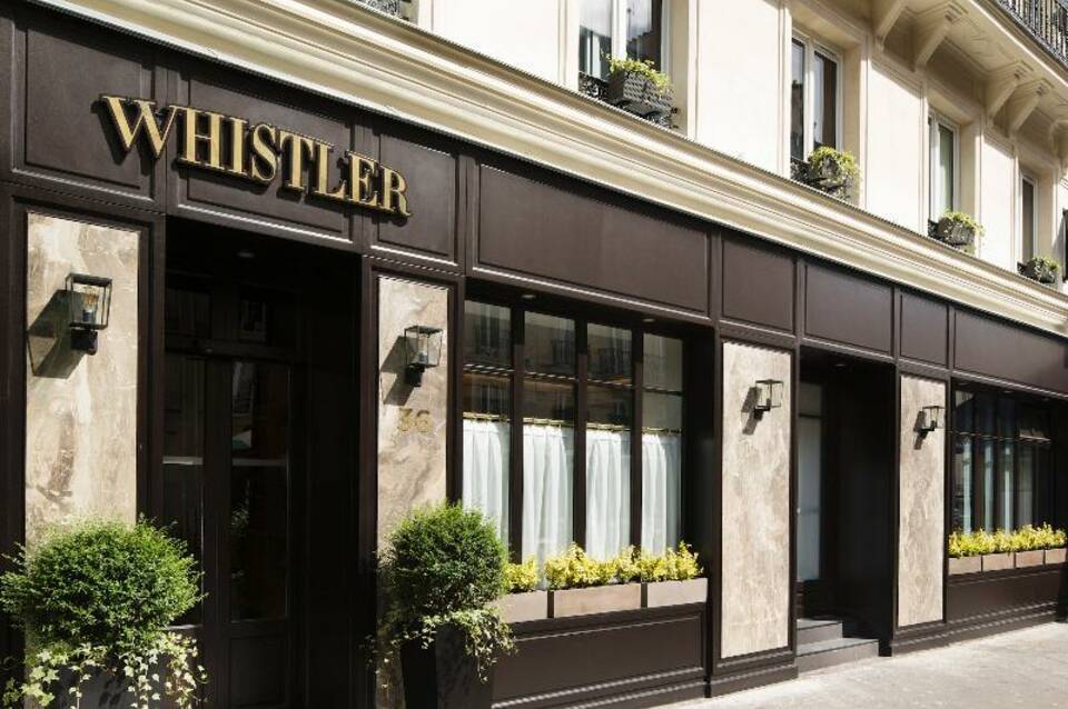 Hotel Whistler 1
