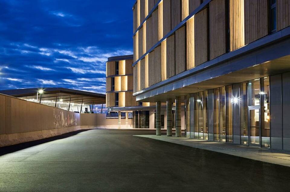 Comfort Hotel Bergen Airport Terminal 1