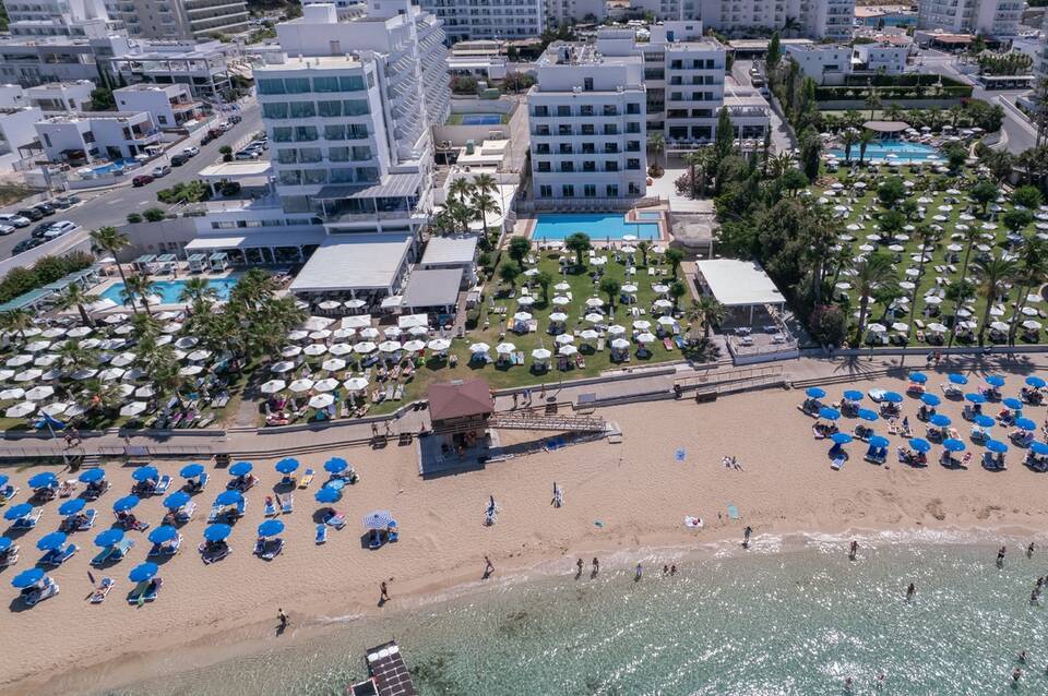 Iliada Beach Hotel 1