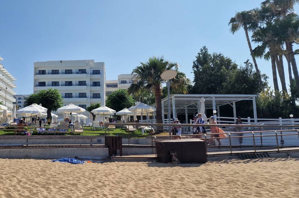 Iliada Beach Hotel 2