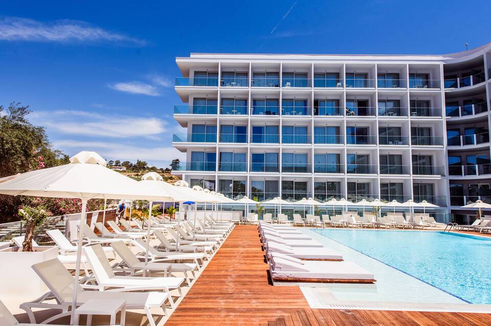 Eleana Hotel 1