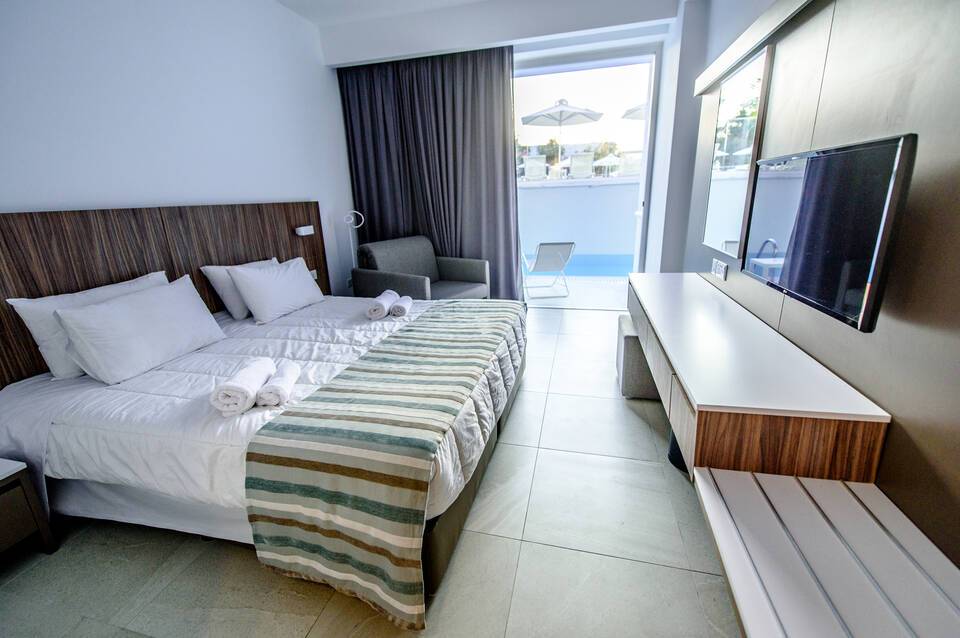 Eleana Hotel 2