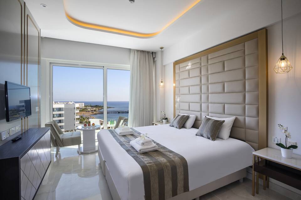 Constantinos The Great Beach Hotel 5