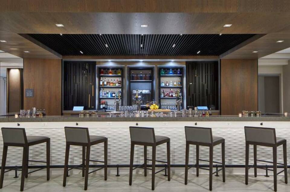 AC Hotel Orlando Lake Buena Vista 3