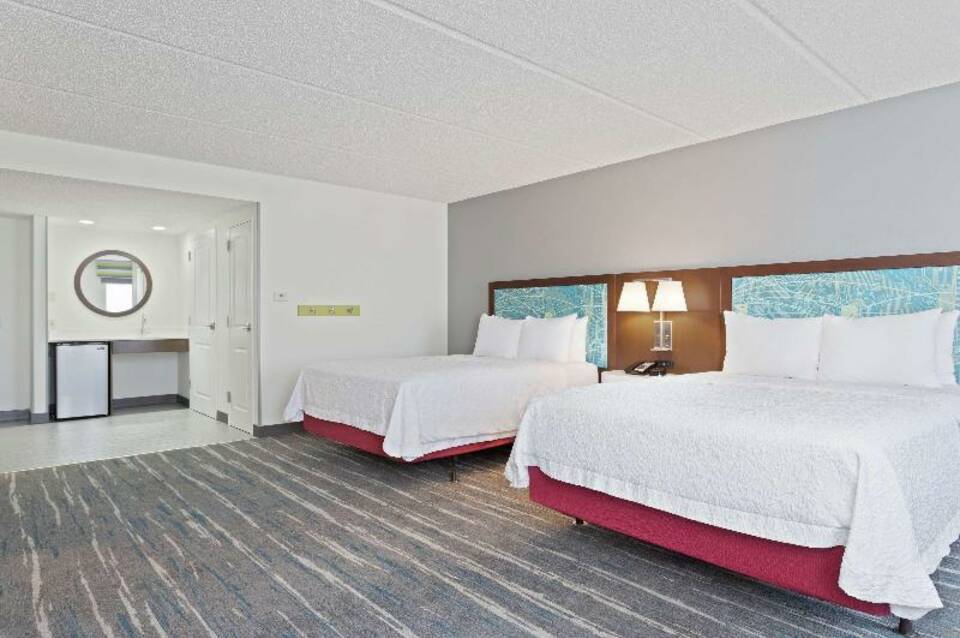 Hampton Inn & Suites Orlando Intl Dr N 2